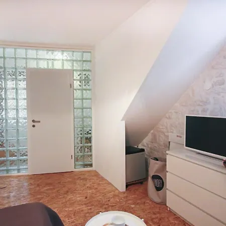 Corner Stone House Ferienhaus *