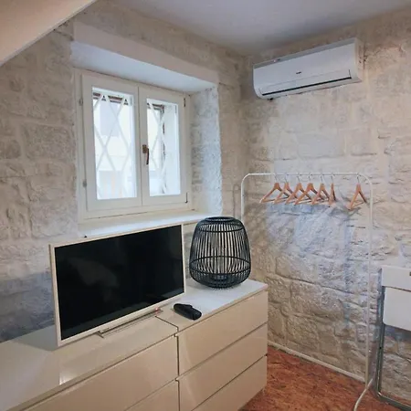 Corner Stone House Ferienhaus Bale